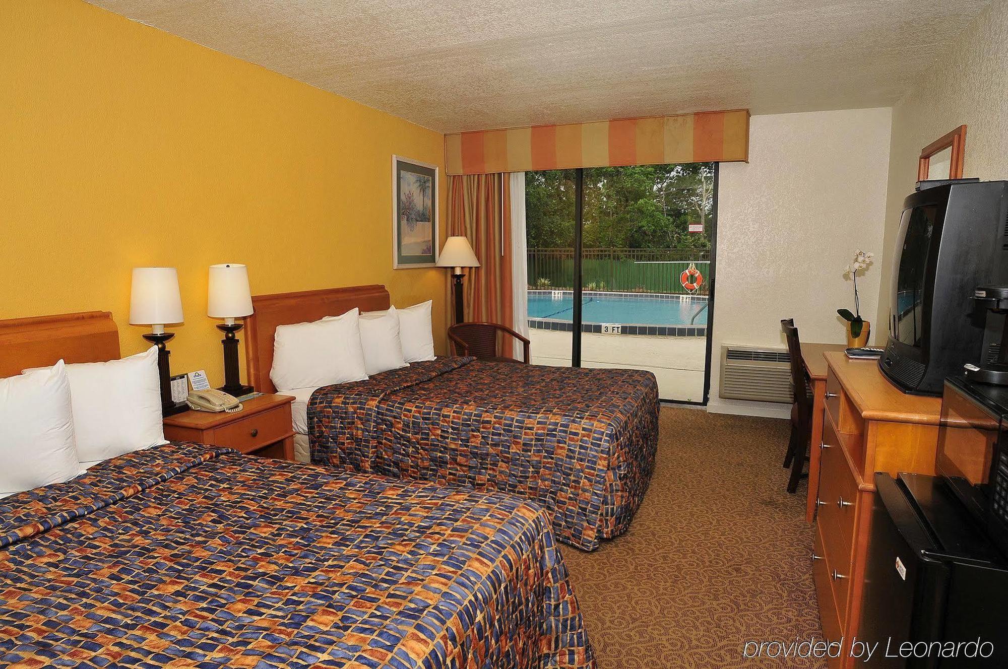 Days Inn By Wyndham Neptune Beach Jacksonville Beach Buitenkant foto